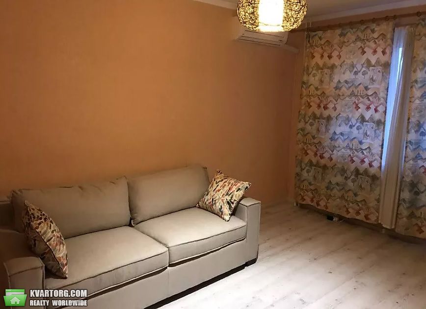 Sell 1-room apartment. Киев,  Крушельницкой — photo 4