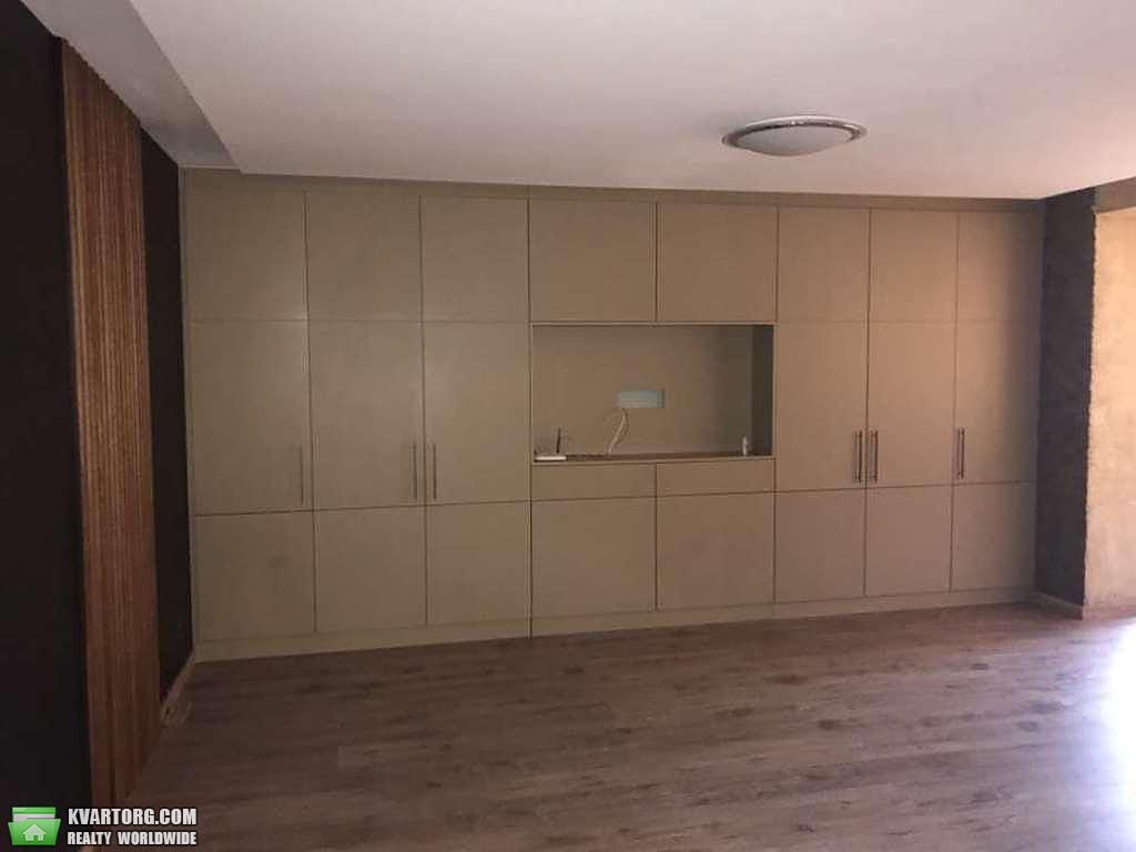 Rent out 3-room apartment. Киев, Богатырская — photo 6