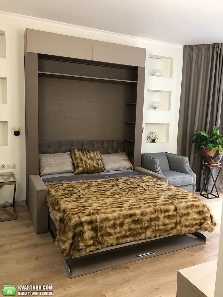Rent out 2-room apartment. Киев,  Струтинского — photo 4