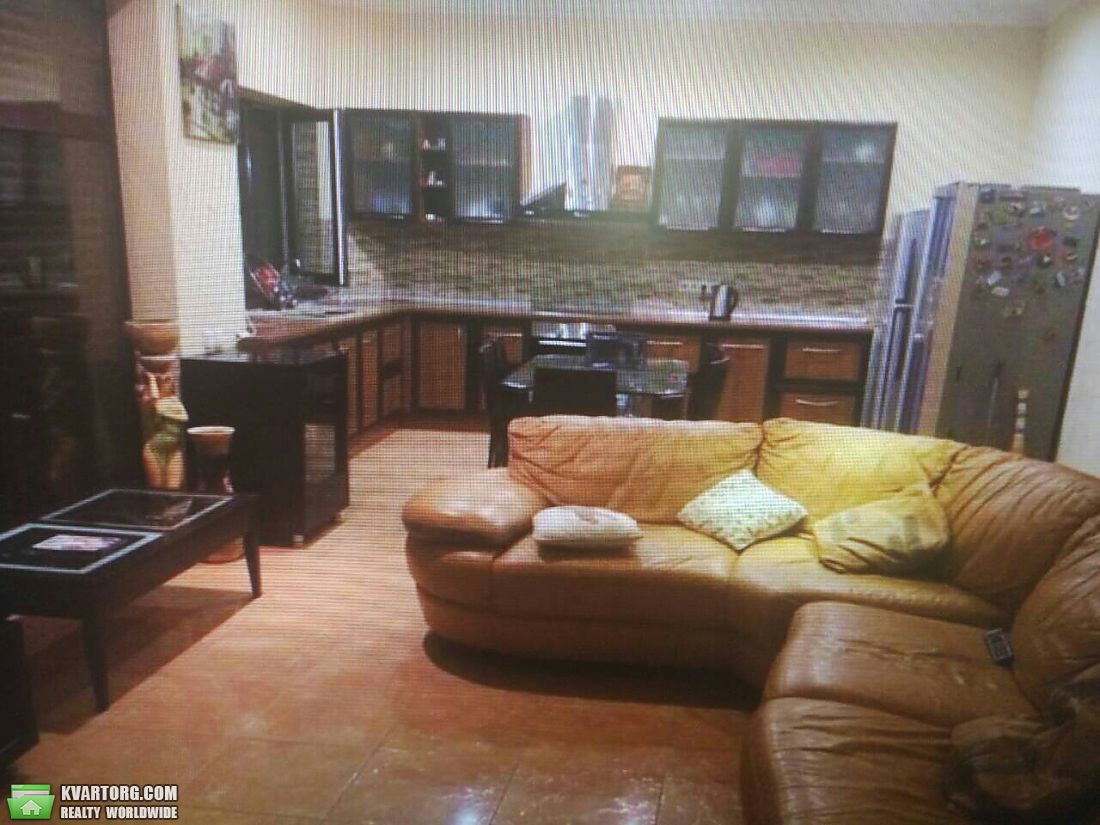 Rent out house. Киев,  Садовая Осокорки — photo 2