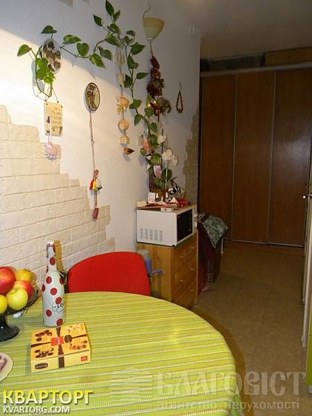Sell 2-room apartment. Киев,  Драгоманова — photo 9