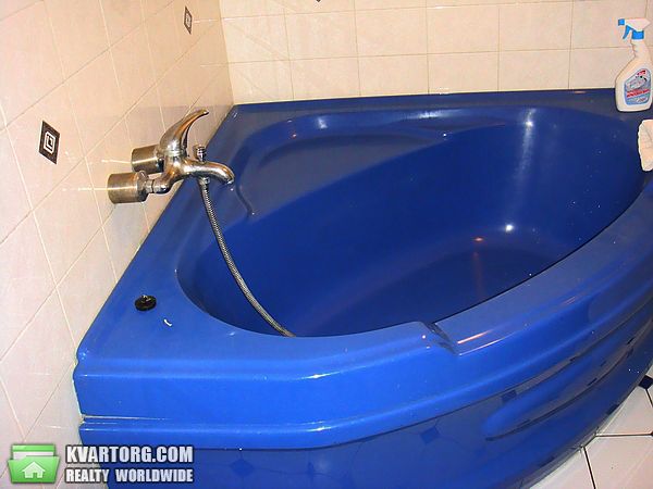 Rent out 3-room apartment. Киев,  Выборгская — photo 9