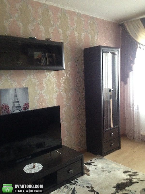 Sell 2-room apartment. Киев,  Ужвий — photo 2