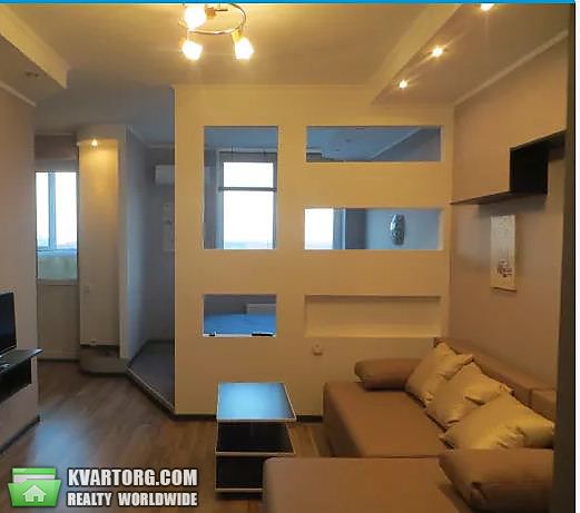 Rent out 1-room apartment. Киев,  Рижская — photo 4