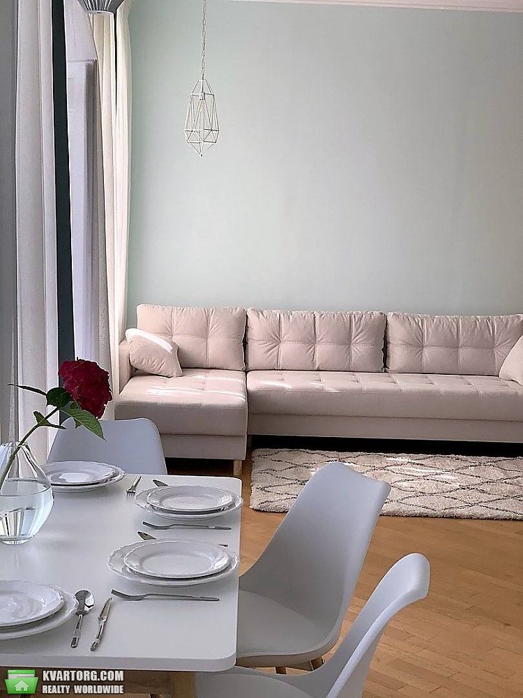 Rent out 2-room apartment. Киев, Лютеранська вул. — photo 3