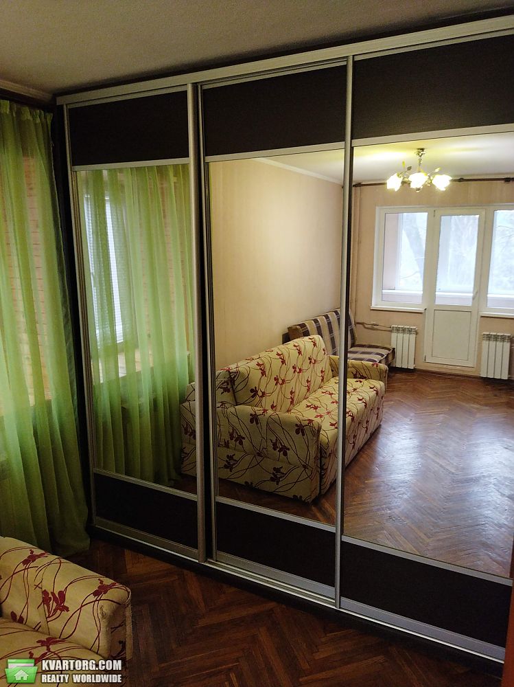 Rent out 1-room apartment. Киев, Михаила Донца — photo 1