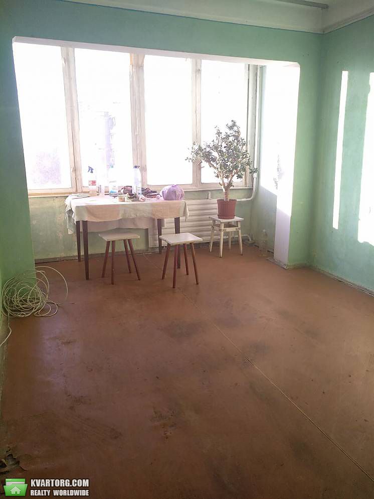 Sell 3-room apartment. Киев,  Булаховского — photo 1