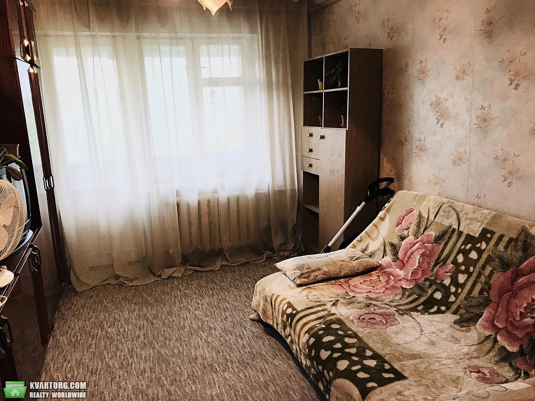 Sell 2-room apartment. Киев,  Литвиненко-Вольгемут — photo 2