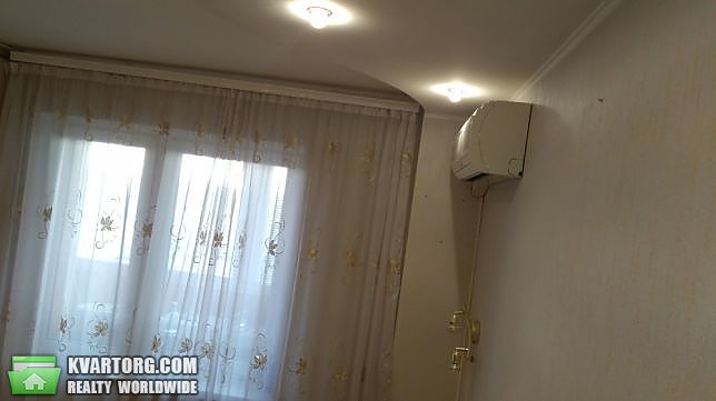 Sell 2-room apartment. Киев,  Вишняковская — photo 3