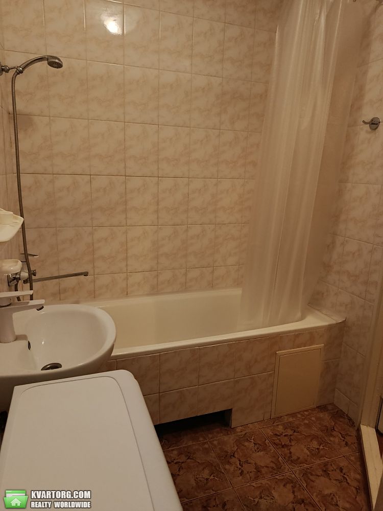 Rent out 1-room apartment. Киев,  Московская — photo 2