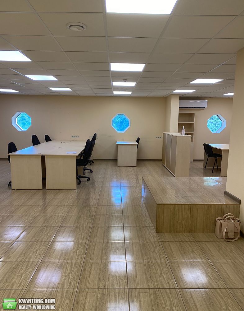 Rent out office. Киев, Дегтярна — photo 2