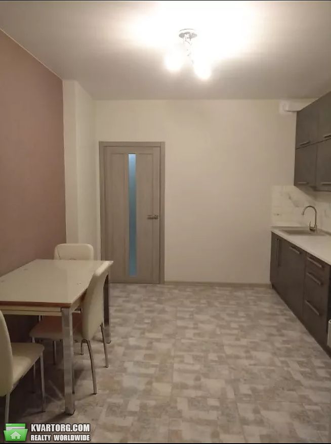 Rent out 2-room apartment. Киев,  Воскресенская — photo 5