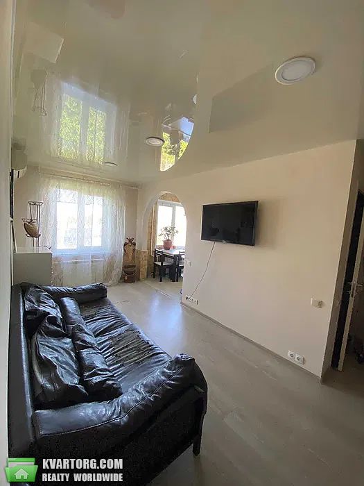 Rent out 2-room apartment. Киев, Александра Бойченко 4 — photo 1