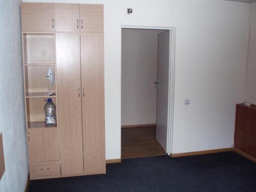 Rent out office. Днепропетровск, Артема — photo 5