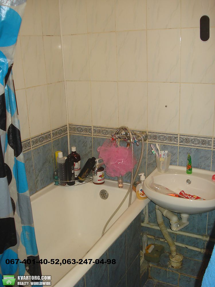 Sell 3-room apartment. Киев,  Радужная — photo 8