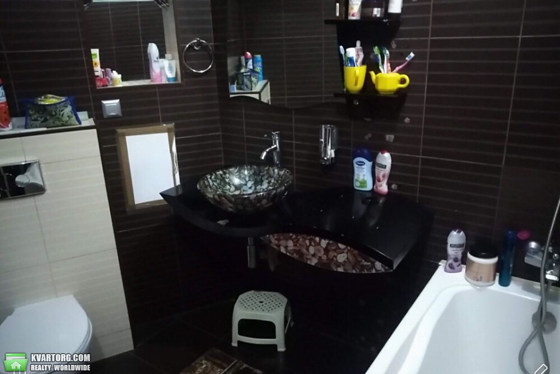 Rent out 1-room apartment. Киев,  Миропольская — photo 2