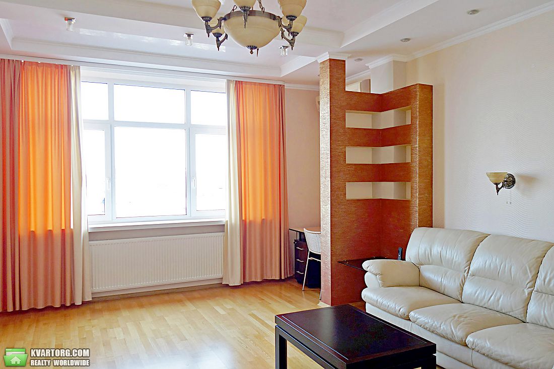 Rent out 2-room apartment. Киев, Леси Украинки бульв. — photo 6