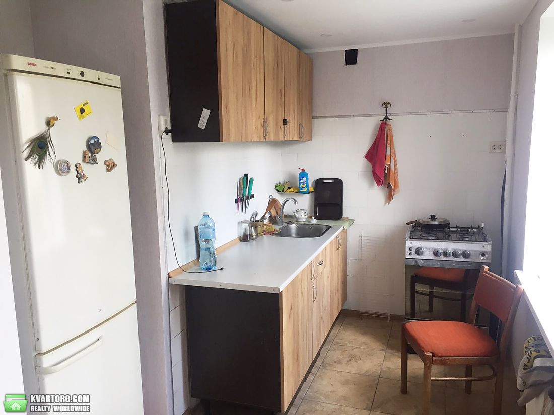 Rent out 3-room apartment. Киев,  Пражская — photo 4