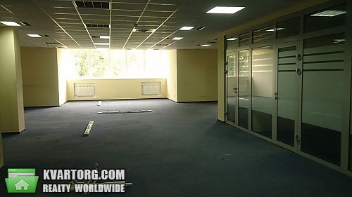 Rent out office. Киев, Жилянская — photo 8