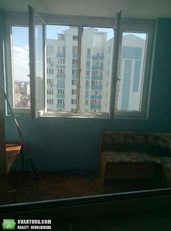 Sell 2-room apartment. Киев,  Маяковского — photo 2
