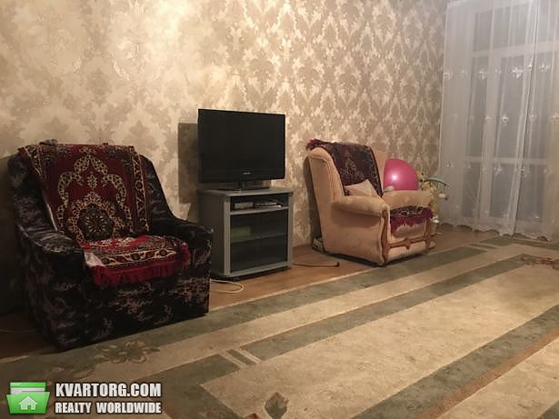 Rent out 2-room apartment. Киев, Саксаганского — photo 3