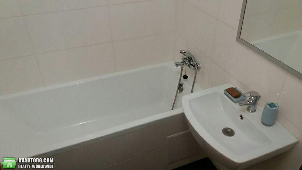 Rent out 1-room apartment. Киев,  Урловская — photo 8