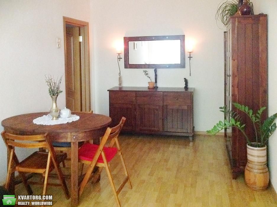 Sell 3-room apartment. Киев,  Толстого — photo 1