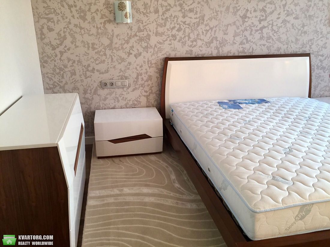 Rent out 2-room apartment. Киев, Бендукидзе — photo 4