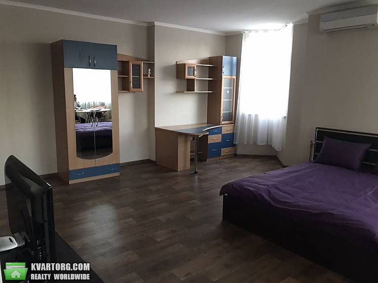Rent out 1-room apartment. Харьков, Комсомольское шоссе — photo 3