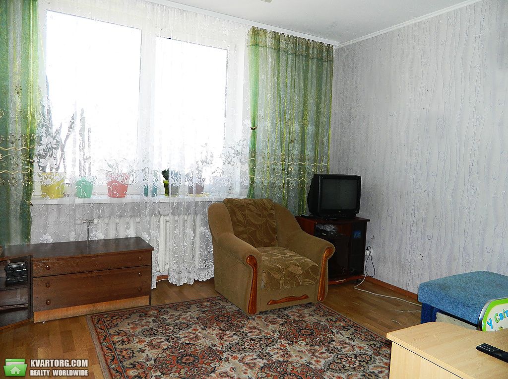 Sell 3-room apartment. Киев,  Пчелки — photo 2