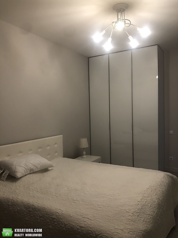 Rent out 2-room apartment. Киев,  Липковского — photo 3