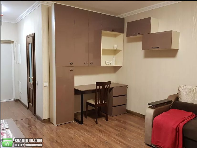 Rent out 2-room apartment. Киев,  Оболонский пр — photo 2