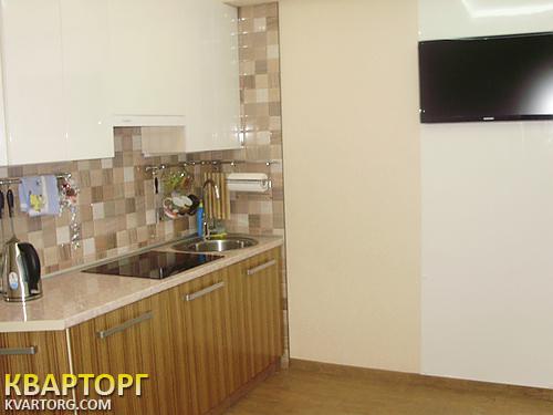 Sell 3-room apartment. Киев, Декабристов — photo 1