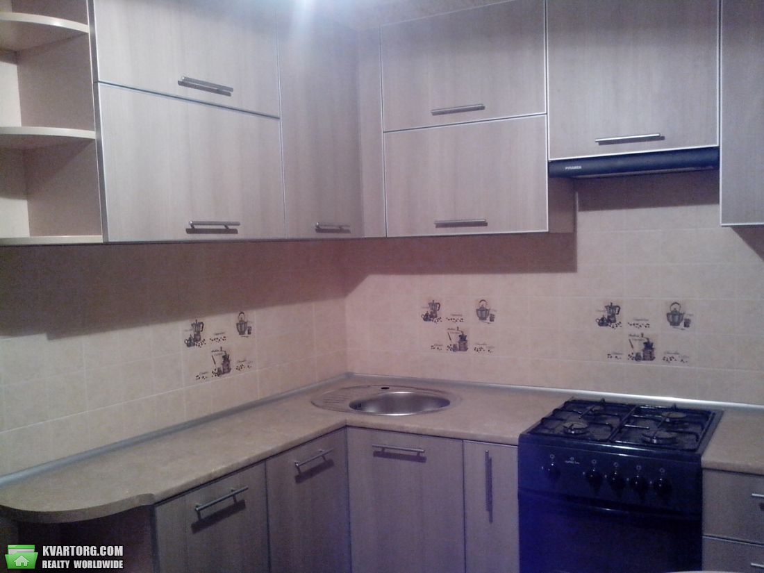 Sell 2-room apartment. Киев,  Новгородская — photo 1