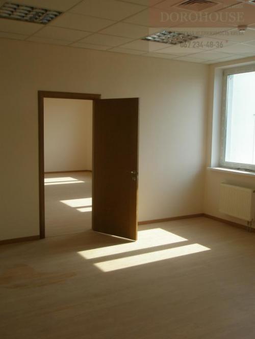 Rent out office. Киев, Победы 5б — photo 1