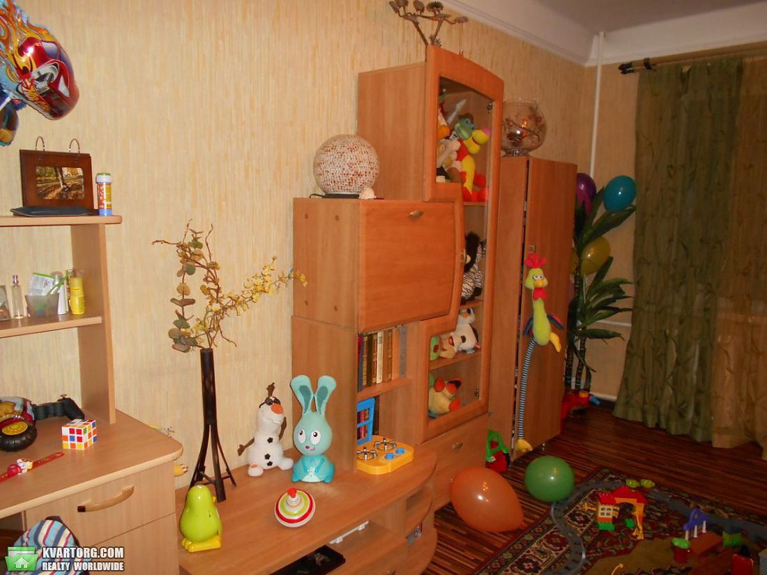 Sell 2-room apartment. Киев,  Вернадского бул — photo 2
