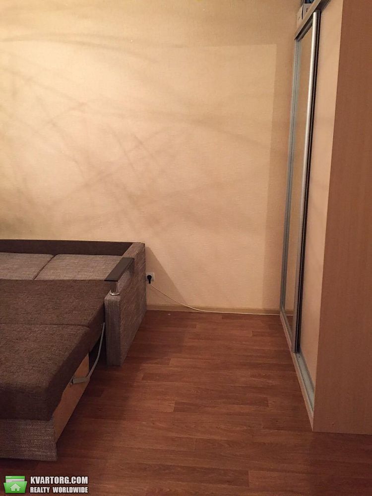 Rent out 1-room apartment. Киев,  Чавдар — photo 1