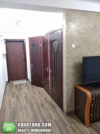 Rent out 2-room apartment. Киев,  Миропольская — photo 4