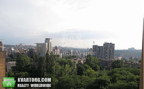 Sell 2-room apartment. Киев,  Щорса — photo 3