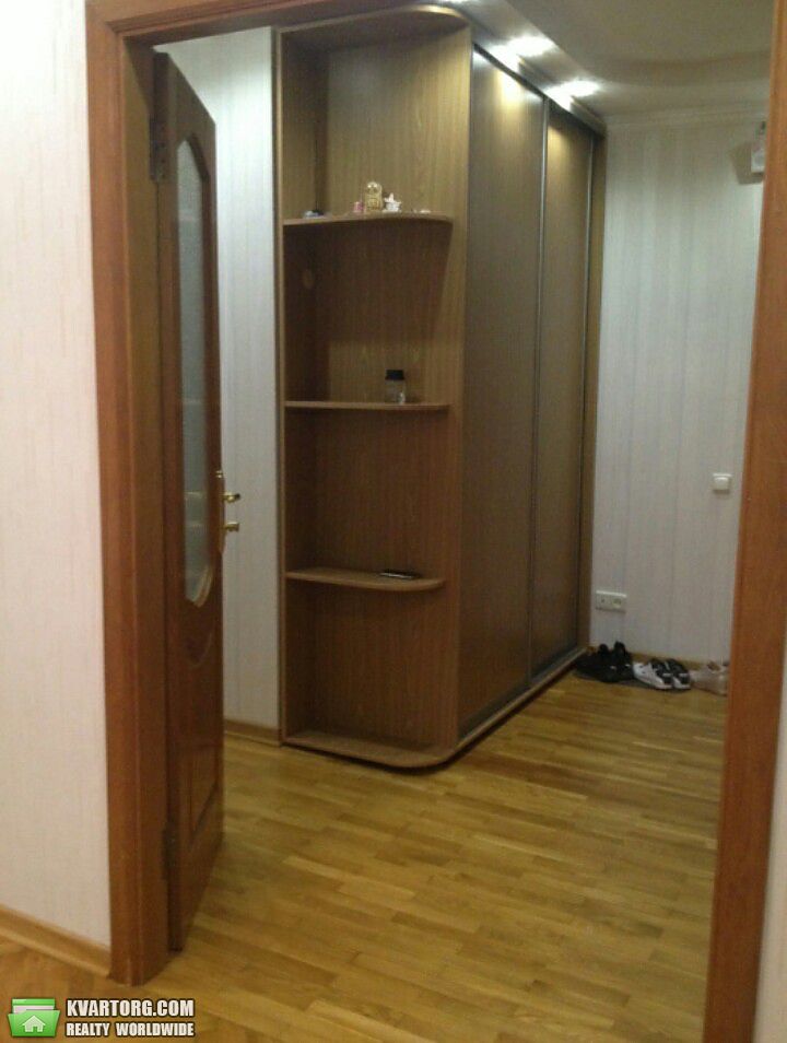 Rent out 2-room apartment. Киев,  Никольско-Слободская — photo 9