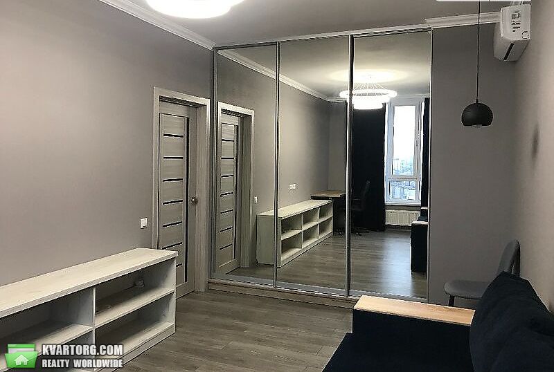 Sell 1-room apartment. Киев,  Каховская — photo 4