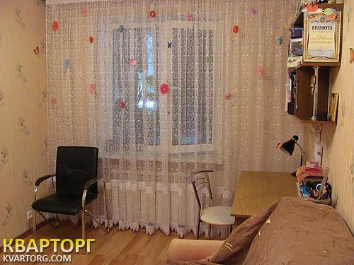 Sell 2-room apartment. Киев, Воссоединения пр — photo 1