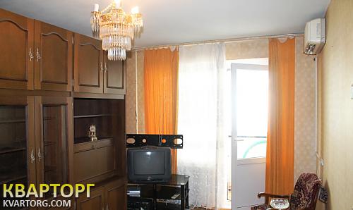 Rent out 2-room apartment. Киев,  Дарницкий бул — photo 1
