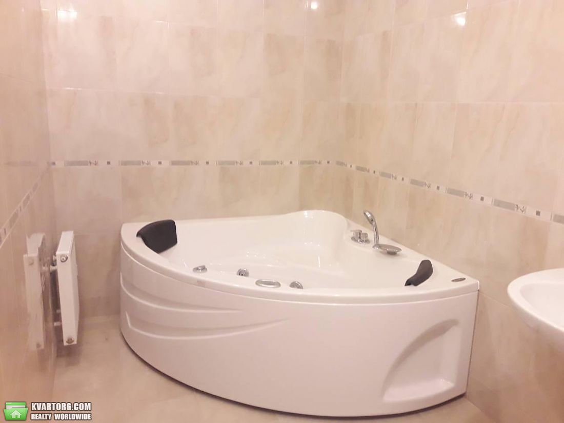 Rent out 2-room apartment. Киев,  Полтавская — photo 7