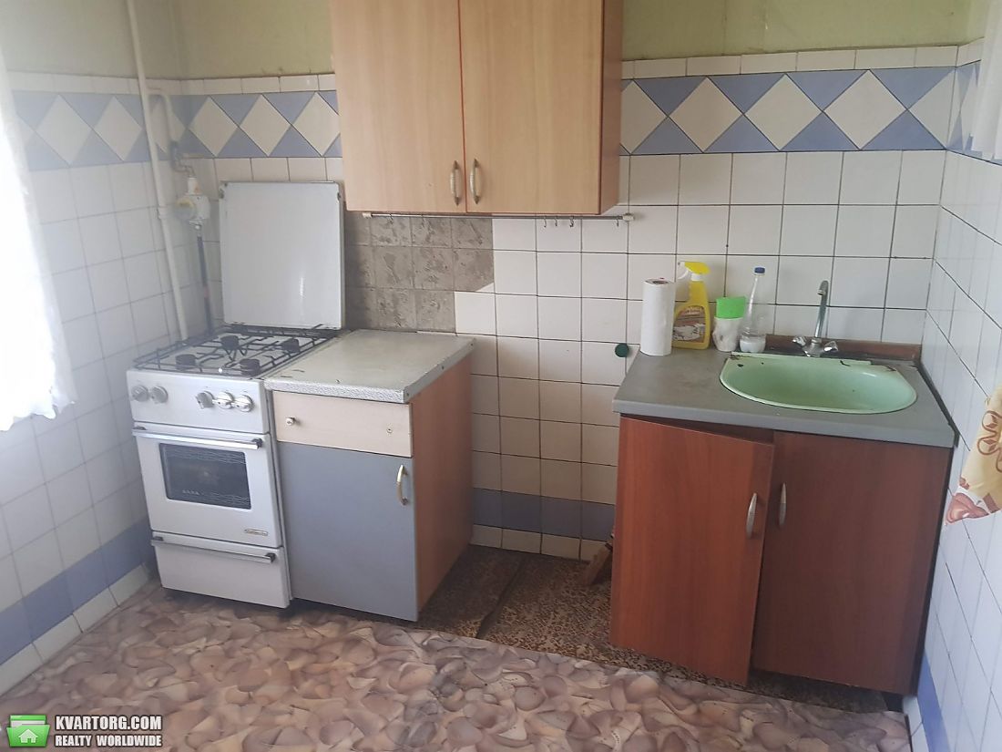 Rent out 2-room apartment. Киев,  Дегтяревская — photo 1