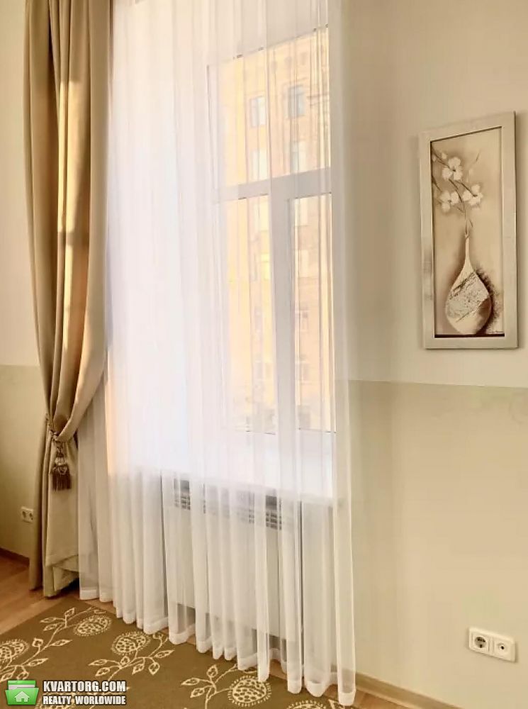 Rent out 2-room apartment. Киев,  Лютеранская — photo 9