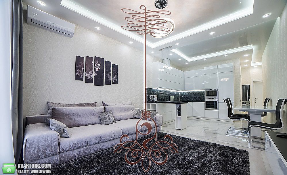 Sell 2-room apartment. Киев,  Драгомирова — photo 2