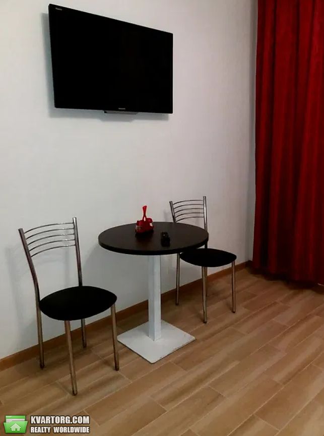 Rent out 1-room apartment. Львов, Тарнавського — photo 4