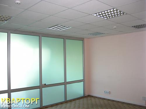 Rent out office. Киев, Бажана — photo 2
