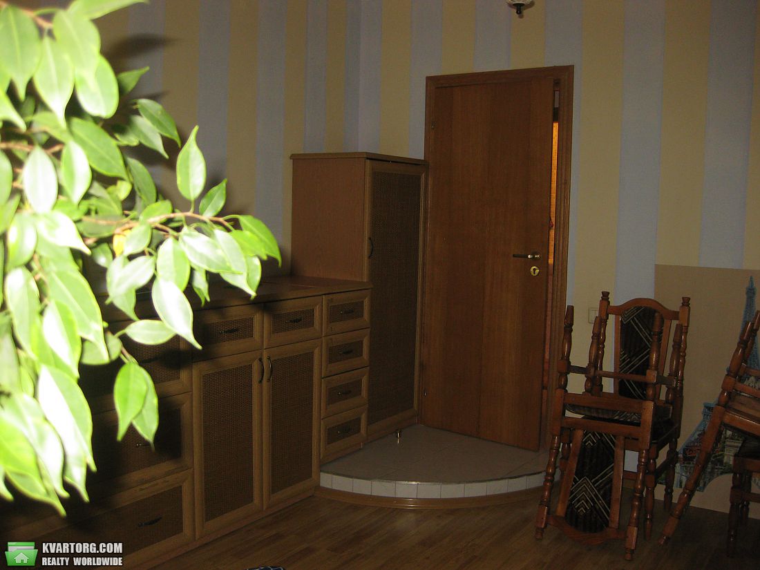 Sell 2-room apartment. Киев,  Подгорная — photo 8